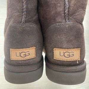 Chocolate Brown womens classic short II boot